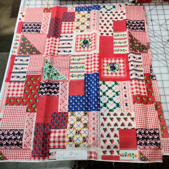 Bandana Fabric "2 pieces"of Fabric + 1 Remnant" SEE INFORMATION - Picture 7 of 14